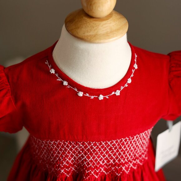 Red Smocked Cotton Pinwale Corduroy Dress Size 4/5 Boutique Traditional NWT - Picture 2 of 5